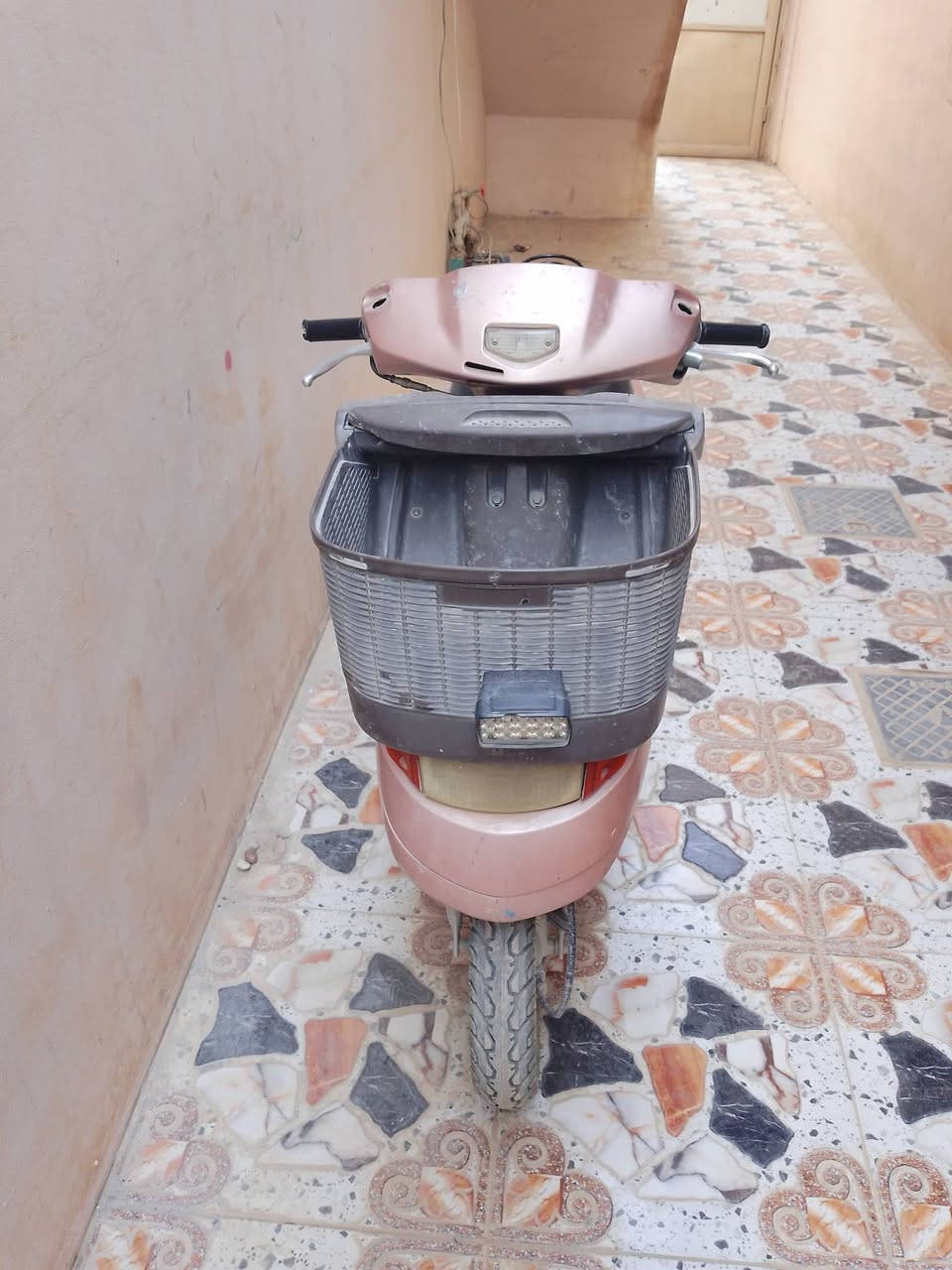 ماطور ابو السلة نضيف كله شغال بس بي خيط تبخير بس شغال كهربيات كله شغالة السعر 275 الاتصال ***********
