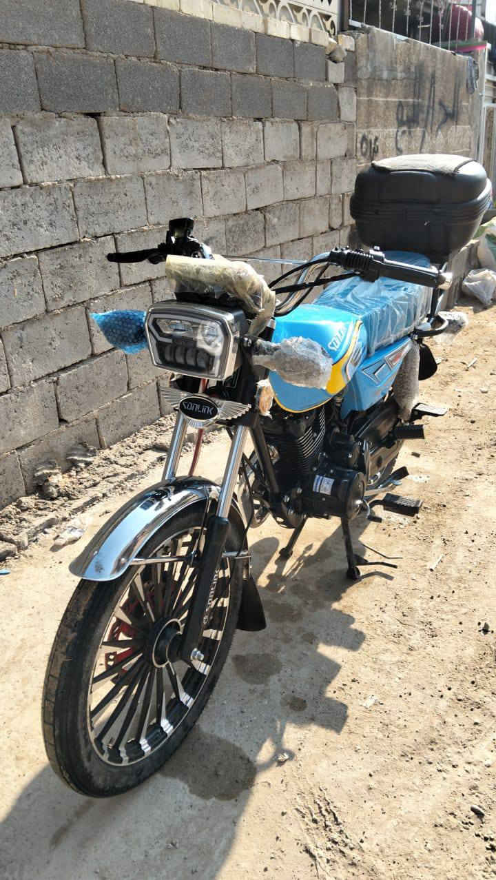 السلام عليكم دراجه موديل 2025 صارلهه 20يوم دراجه زيرو السعر 900 وبيهه مجال الطيبين بغداد مدينه الصدر ***********
