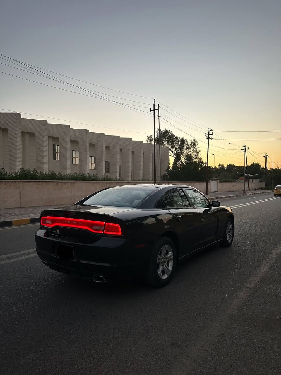 جارجر أدوات
متوم ارقام وسنويه لل28 
السياره جديده حيل 
بيها نقص حداده الوره 
مكانها البصره 
ترهم مراوس أو بيع 49 
***********
