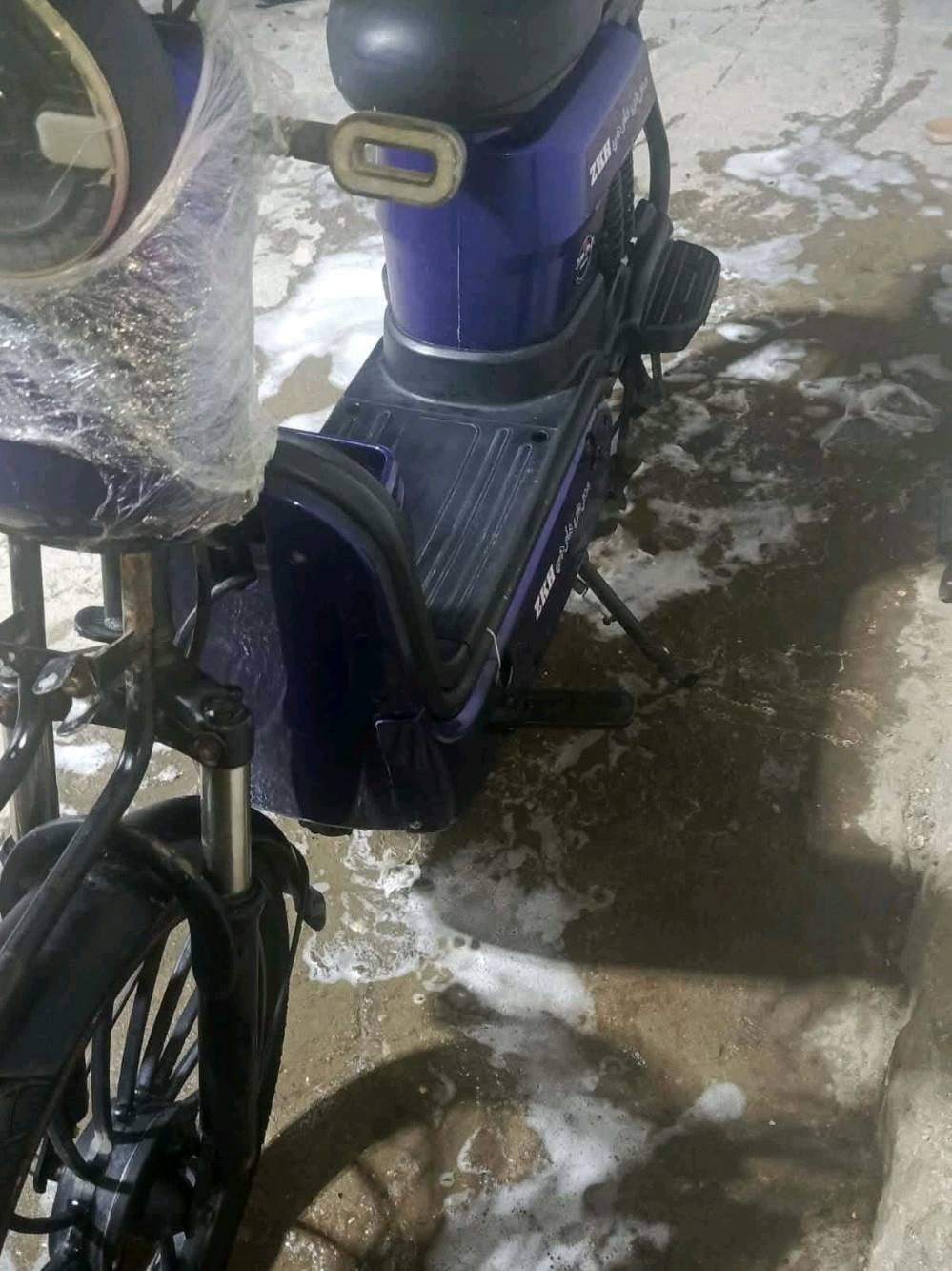 سلام عليكم دراجه شحن البيع او مراوس دراجه نقص بطاريات 3 منفوخه كهربائات كامله ملف مكفول سعر 150 