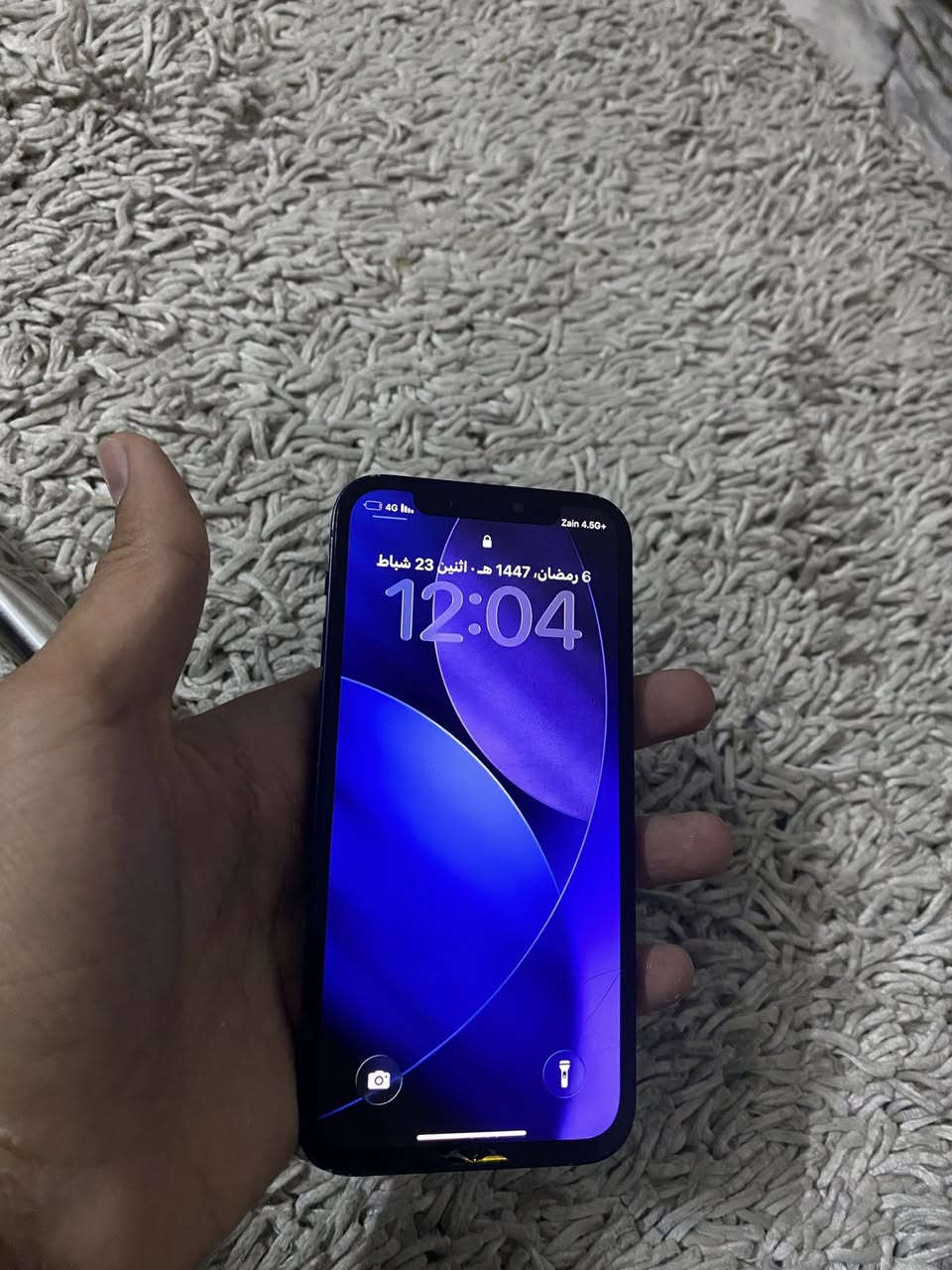 ايفون 12العادي للبيع مكاني بصره القبله ***********
