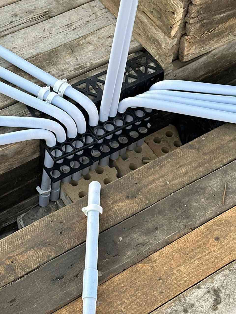 لتأسيسات الكهربائيه والصحيه ناصريه بئنس السعار ***********
