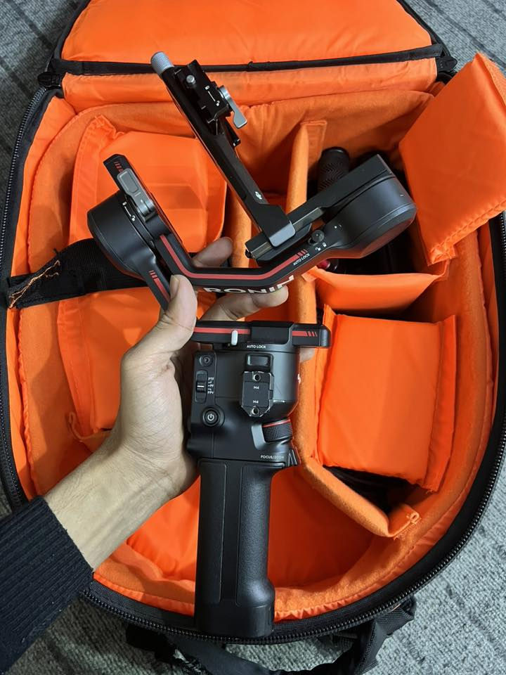 رونن  Rs3
السعر 450 وقطعة الريلز مجاناً 
***********
