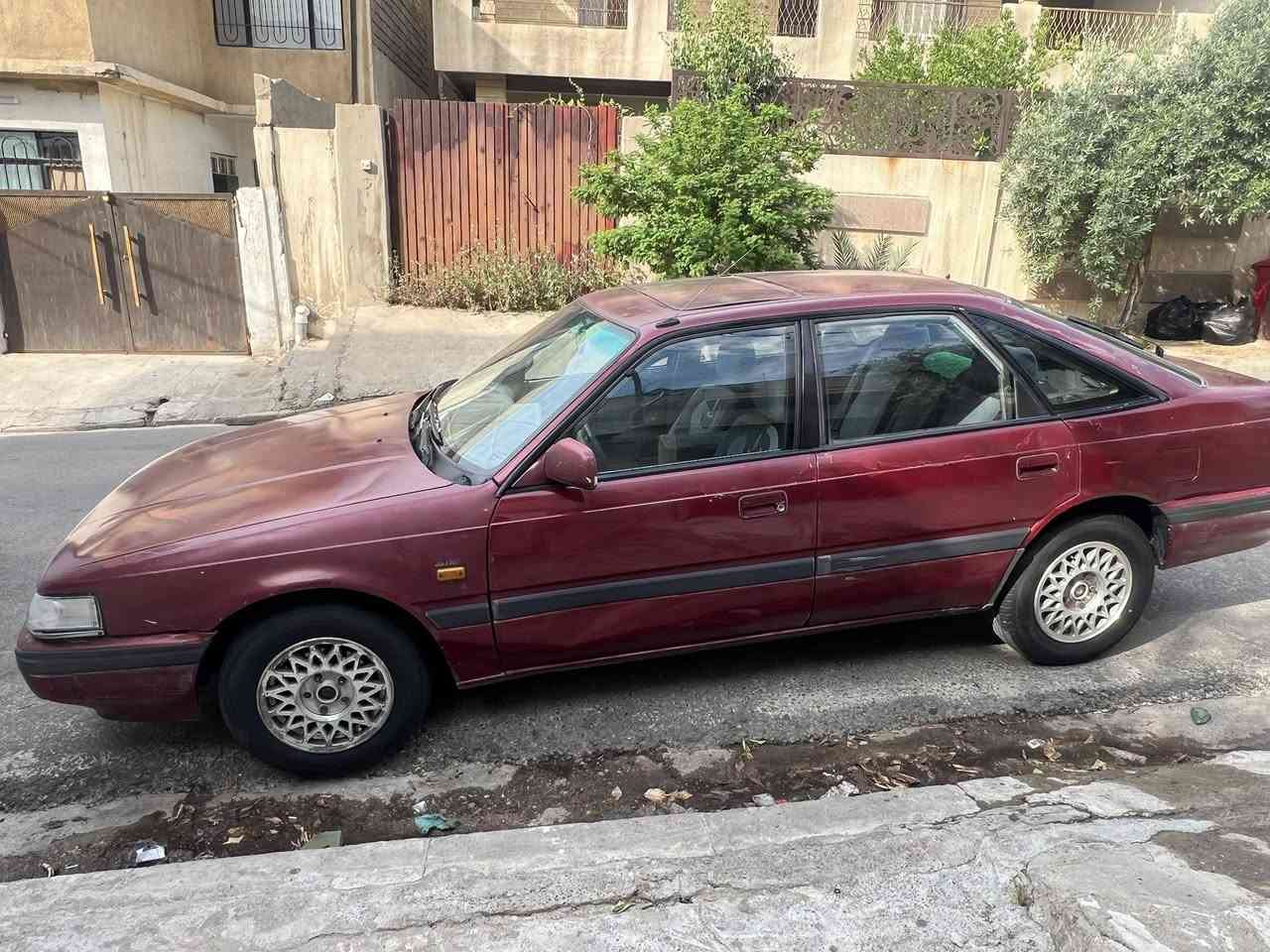 السلام عليكم 
مازدا 626
مديل 1991
بدون حادث بدون صبغ كدام عين فقط كلير
 تك مو دبل مكينه مرغوبه بشرط
كير اوتوماتيك بشرط 
تبريد ثلج 
مري كهرب 
كابون بانزين بيها 
فتحه شغاله 
قفل مركزي 
كهربائيات سياره 10/10
طخم تاير جديد 
طخم سياره 10/10
غرفة سياره 10/9
شرط تحويل فقط
السعر 35$ قفل من الاخير 
‭***********
ابو طيب
