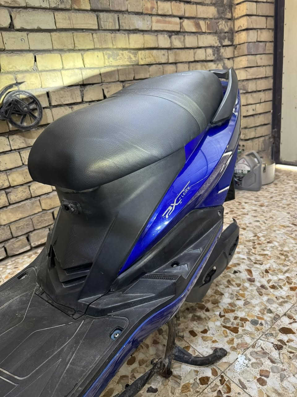 السلام عليكم
دراجه شحن للبيع سكنس الشكل الجديد

دراجه نضيفه مابيها اي نقص مثل ماواضح بالصور

6 بطاريات ع الفحص

بصمه و اسويج

العنوان: مدينة الصدر

السعر: 550 الف وبيها مجال للشراي

للتواصل: (***********)
