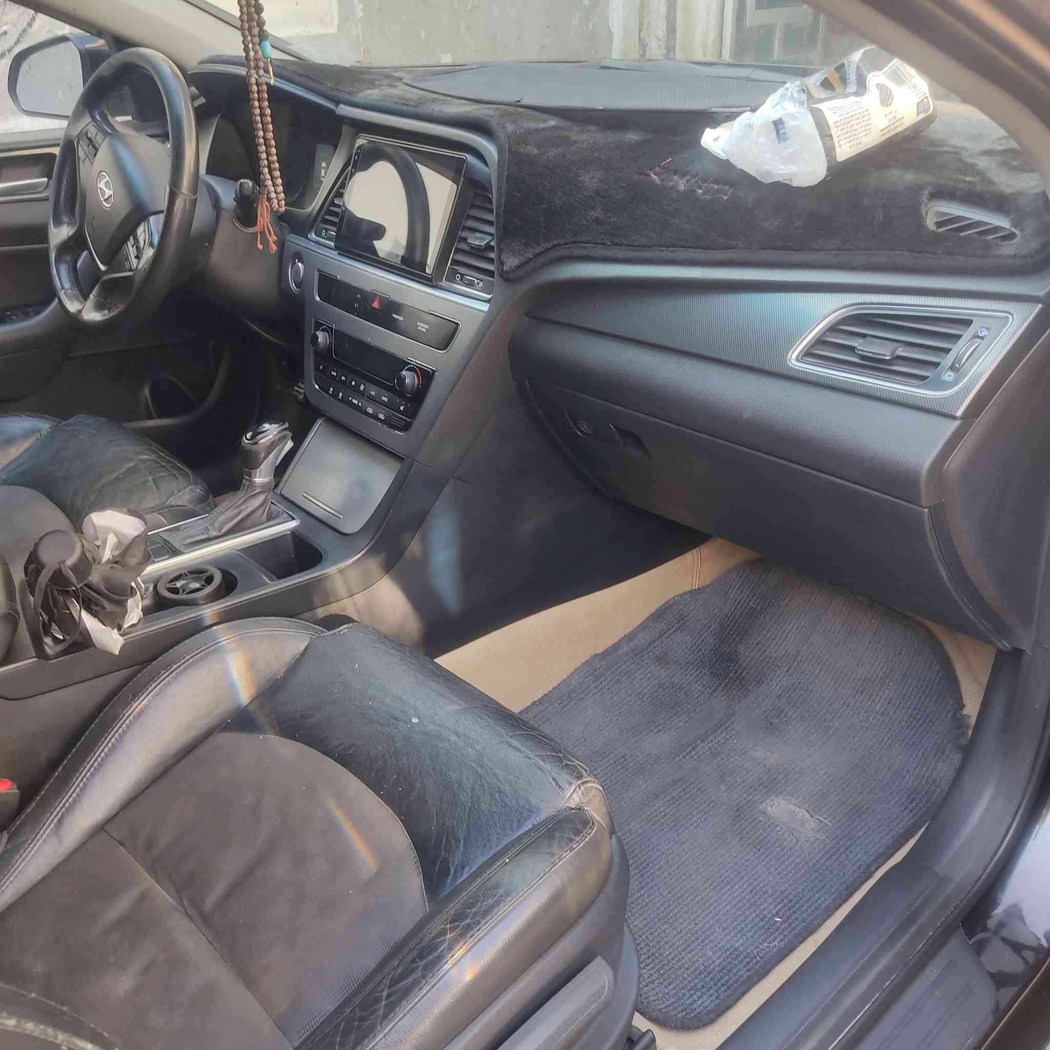 السلام عليكم
سوناتا 2015
محرك GDi
2400
سياره جاهزه 
تخم تاير حداديه
تبريد تدفئه
كشنات جلد
رقم بغداد
تحويل ثاني يوم 
وارد امريكي
ضررها تبديل قبق جنيه
وشبر يم البك لايت 
سياره بصمه مو سويج 
سياره سبورت 
سياره أحله من الصوره 
العنوان الناصريه /الرفاعي 
السعر 115
سياره كلش نضيفه
الاستفسار 
***********
