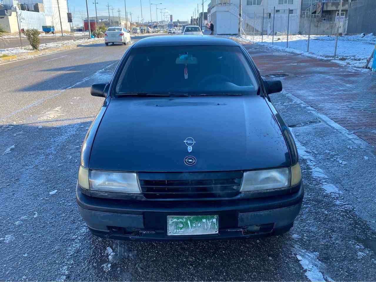 ئۆپڵ ڤیکترا مەکینە 16 فەل گیرعادی ئارم پلاسیک دهۆک بەشەرتی ئارم ئەوەلیاتو موسوبراوە بەشەرتی گیرومەکینە کارەبایی ناوگیچ هەموی مەزبوتە گەرمیو فڵچەی مەزبوتە دەعمولیدراوی نیە ته قه و ره قه ي نيه  سەیارەکی جوانه سعری 27 گەڵاو کەمیک مەجال 
***********
*********** دخان, السليمانية
