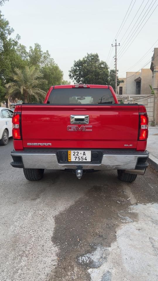 السلام عليكم 
جمسي سيرا لون مميز احمر طماطة 
رقم مميز  7554 اربيل
ملاحضة: الرقم الشمالي معفي من الضريبة
‏2017  V6السيارة على وضع الشركة كلش جديدة شلعتها تشلع التبليط
شاشة اصلية
كشن كهرباء
تحكم استيرن جهتين
كروس سرعة
فور ويل چنل تكدر تسويها 2 ويل او 4 ويل 
شاشة كشف اعطال بالدشبول 
تخم تاير جديد 
مرفعة انج ونص
عداد المشي اقل ال 100 الف قابل للزيادة
باب قصير
السيارة بأسمي تحويل ثاني يوم
مابيها اي نقص فلس متذب عليها 
السنوية لغاية 2029 هزة جديدة 2025
3 قطع صبغ ايرباگ مرجع سستم اصلي
غاز التبريد والراديترات على وضع الشركة لان حادثها بسيط 
صور الحادث مرفقة مع الصور  
*********** 
السعر 18500 سعر چارجر ؟
