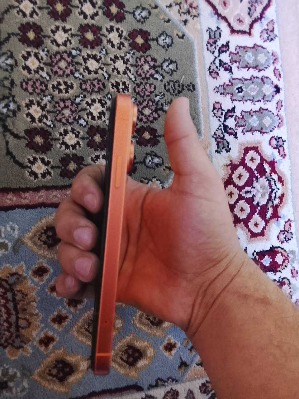 سلام عليكم
ايفون XR  محور 17 PRO
ذاكره 128
بطاريه 100 السعر 280
لاستفسار *********** مكاني بغداد حي العامل
