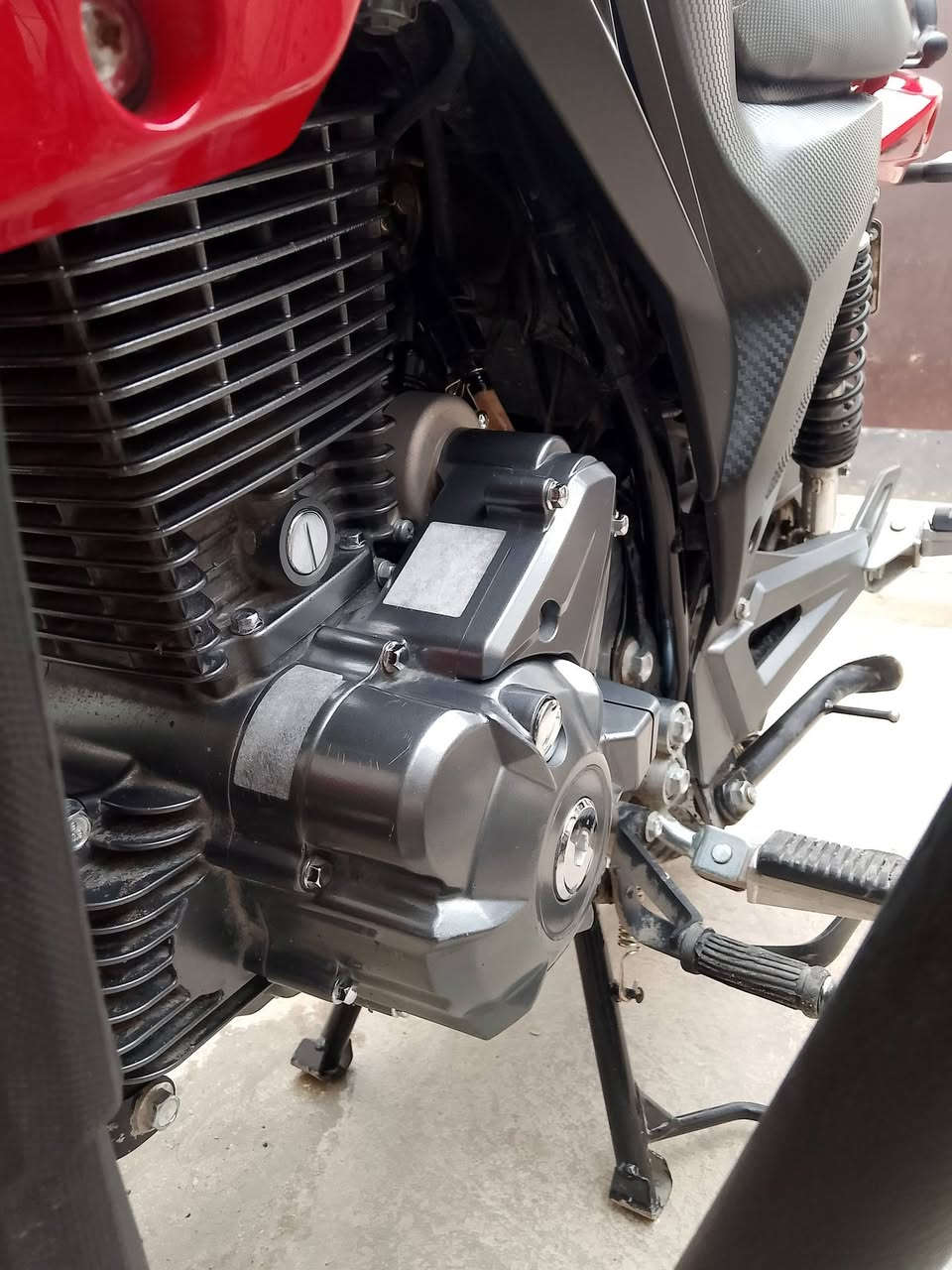 السلام عليكم دراجة آر كي مكينة 200 كفالة عامة مستخدمة استخدام شخصي مال شركة مرقمة رقم اربيل تحويل گبل بأسمك السعر مليونين و800 ولا اتعبك ولاتعبني الشراي يدخل خاص دراجة نظيفة
*********** هذا موجود واتساب.
