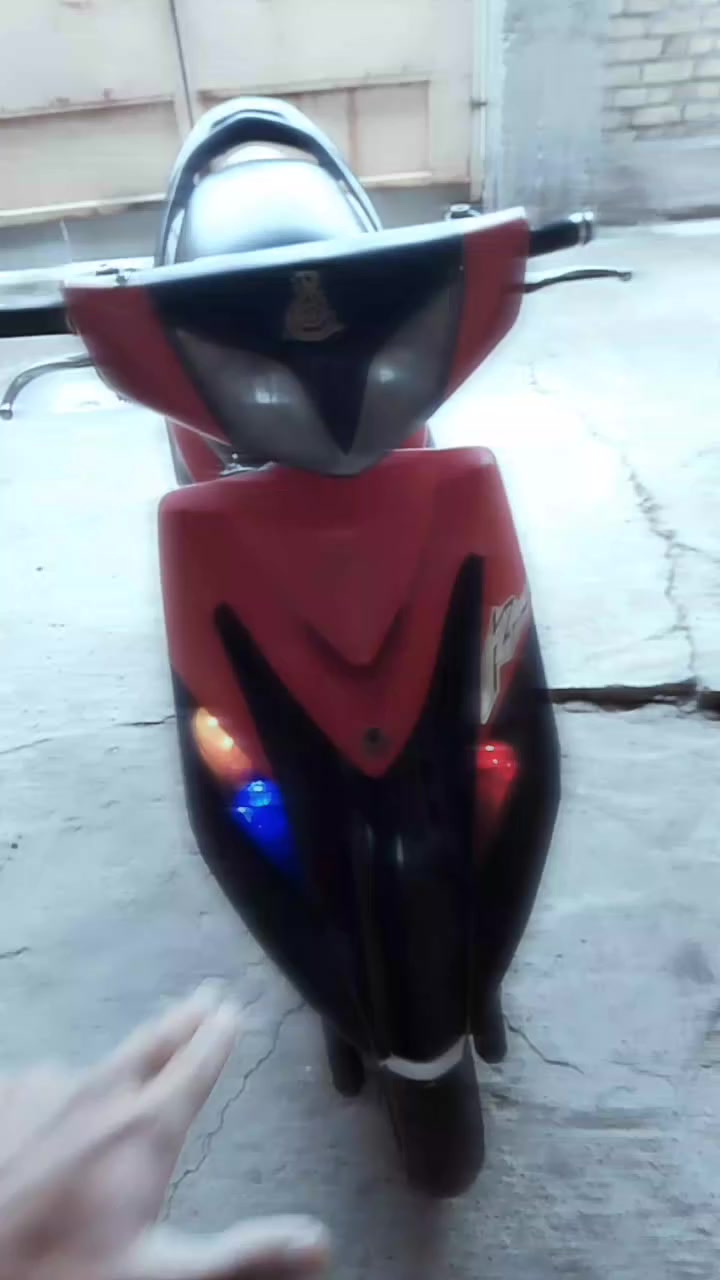 السلام عليكم الدراجه ثعلب جاهزه على اخر حبايه سعرهه خاص مكاني بغداد


**إذا كنت صاحب هذا الإعلان وتريد حذفه لأي سبب، رجاءا أرسل رسالة إلى الدعم الفني**