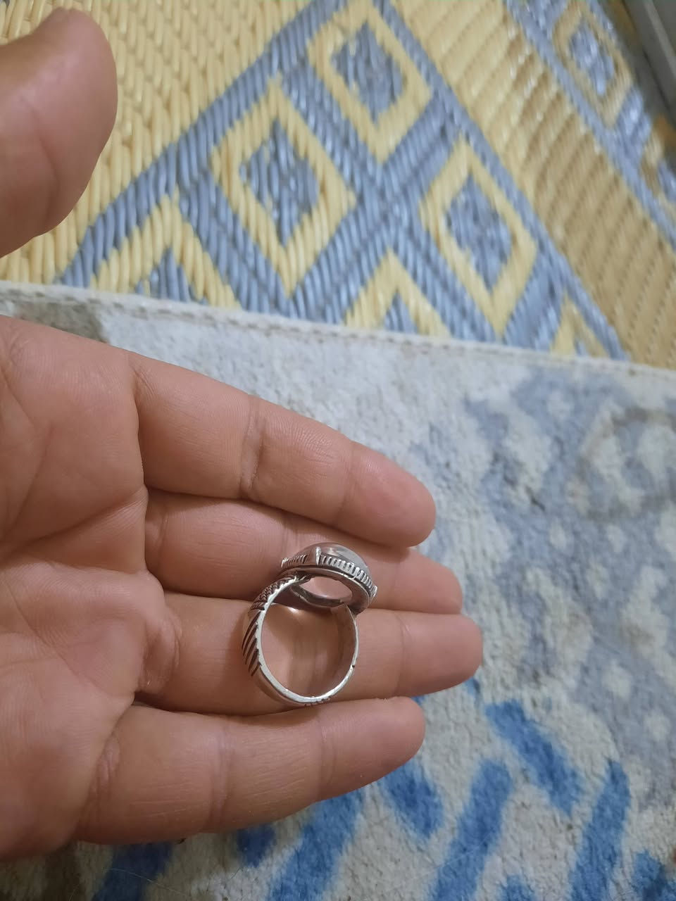 إلهم صلي على محمد وآل محمد خاتم فضة 925 صياغة يدوية متوج بحجر الدر النجفي ب الذمة سعر 70 مجال قليل


**إذا كنت صاحب هذا الإعلان وتريد حذفه لأي سبب، رجاءا أرسل رسالة إلى الدعم الفني**