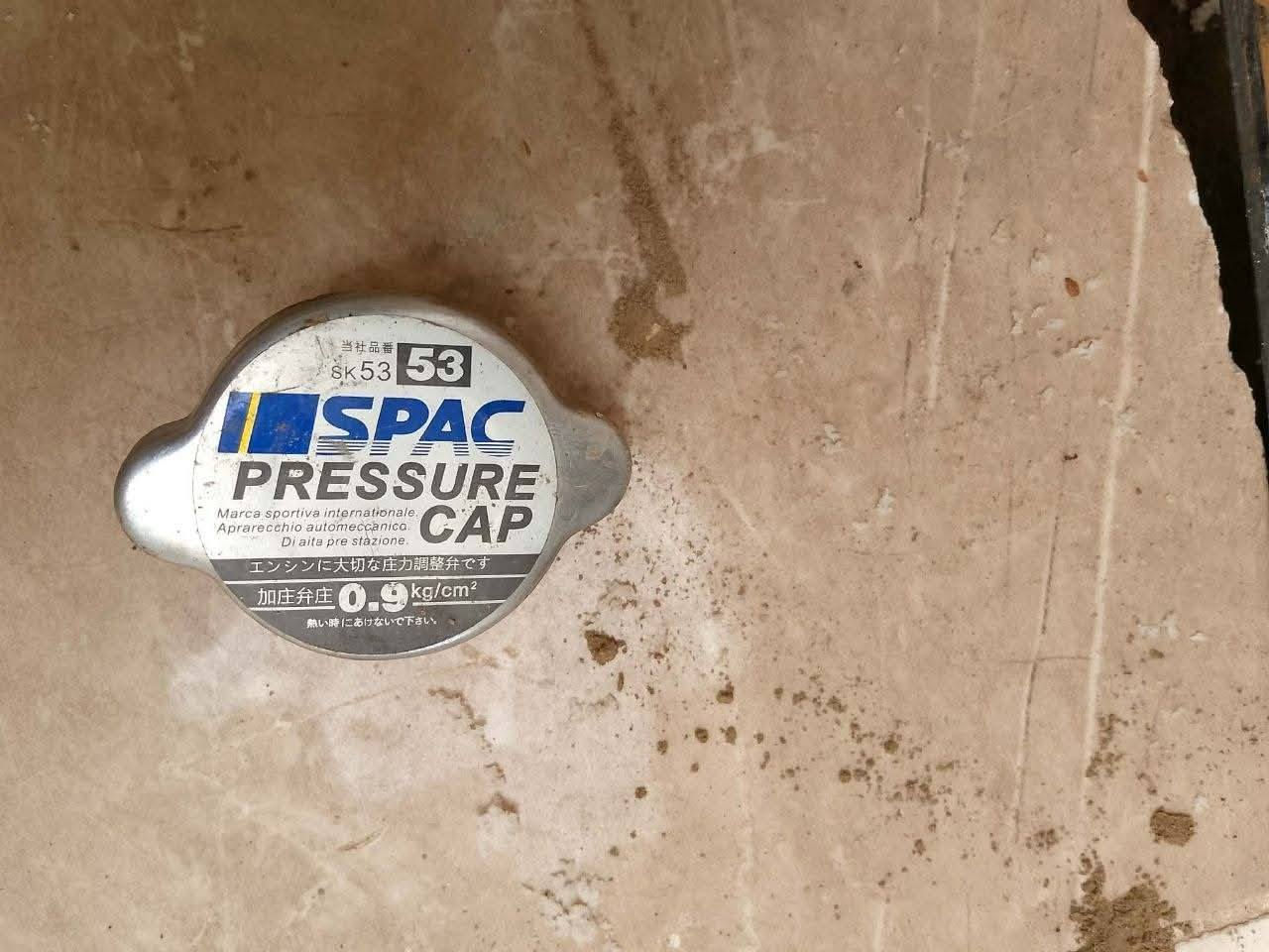 سلام عليكم غراض سايبا للبيع
(1) رباط حمايه للشاصي يصير بعرض السيارة من موديل 2012 وفوك سعرو 15 قفل 
(2) عينه وكلج مابيهم شي واعتقد شغالين ب 15 
(3) جوين مال راديته جديد مامستعمل ب 3 الف 
(4) اي سي ميكاني شغال ب 5 الف 
(5) مروحه مال راديته ب 5 الف 
(6) قبغ راديته ب 3 الف 
(7) فيتبمات فحم ب 10 الف 
(8) سيبايه ترهم لجميع سيارات ب 10 الف 
(9) مرايه مال سيكي ب 5 الف بدون جامه 
(10) لاستيكه مال درايم شف ب 3 الف 
(11) فلتر بانزين ب 2 ااف 
(12) دكم مال سايبا باب سائق ب 3 الف 
خاص مفتوح


**إذا كنت صاحب هذا الإعلان وتريد حذفه لأي سبب، رجاءا أرسل رسالة إلى الدعم الفني**