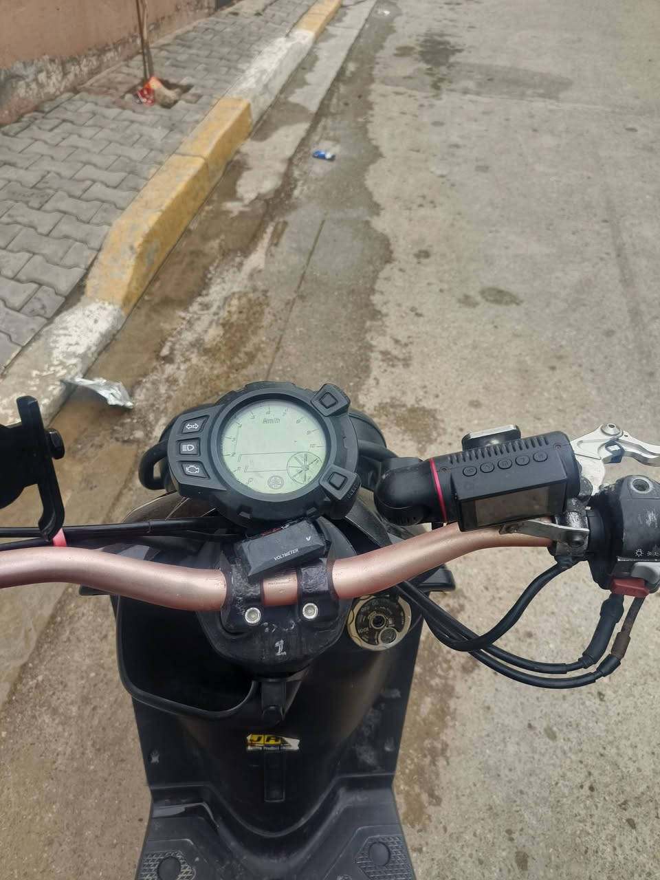 سلام عليكم سكنس جبلي نوزل موديل2013 اخوان بيها تزويد بك لايت  صلنصة كاتم يدات سستم كامرات سستم صوت ويالة رياضي يدات بريك مصار شهر من نزلها من الرنبة مكاتبة ويا صاحب المعرض دراجة برغي مابيها نقص دهن موتل بانزين محسن بس لو سوبر يعني معتني بيها وهواي صارف عليها اخوان السعر ميعجبك عوفها السعر 1700 وبيها مجال الدراجة مال جناي مكاني بعقوبة التحرير رقمي***********
