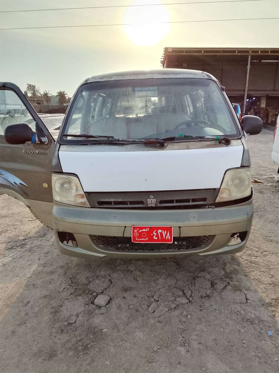 سلام عليكم منغولي مبجمه 2008سنويه منتهيه ب23 مكينه وكير حداديه وتخم تاير حلوات كهربائيات كلهن شغالات السعر 28عنواني البصره التنومه استفسار ع الرقم *********** بيها مجال
