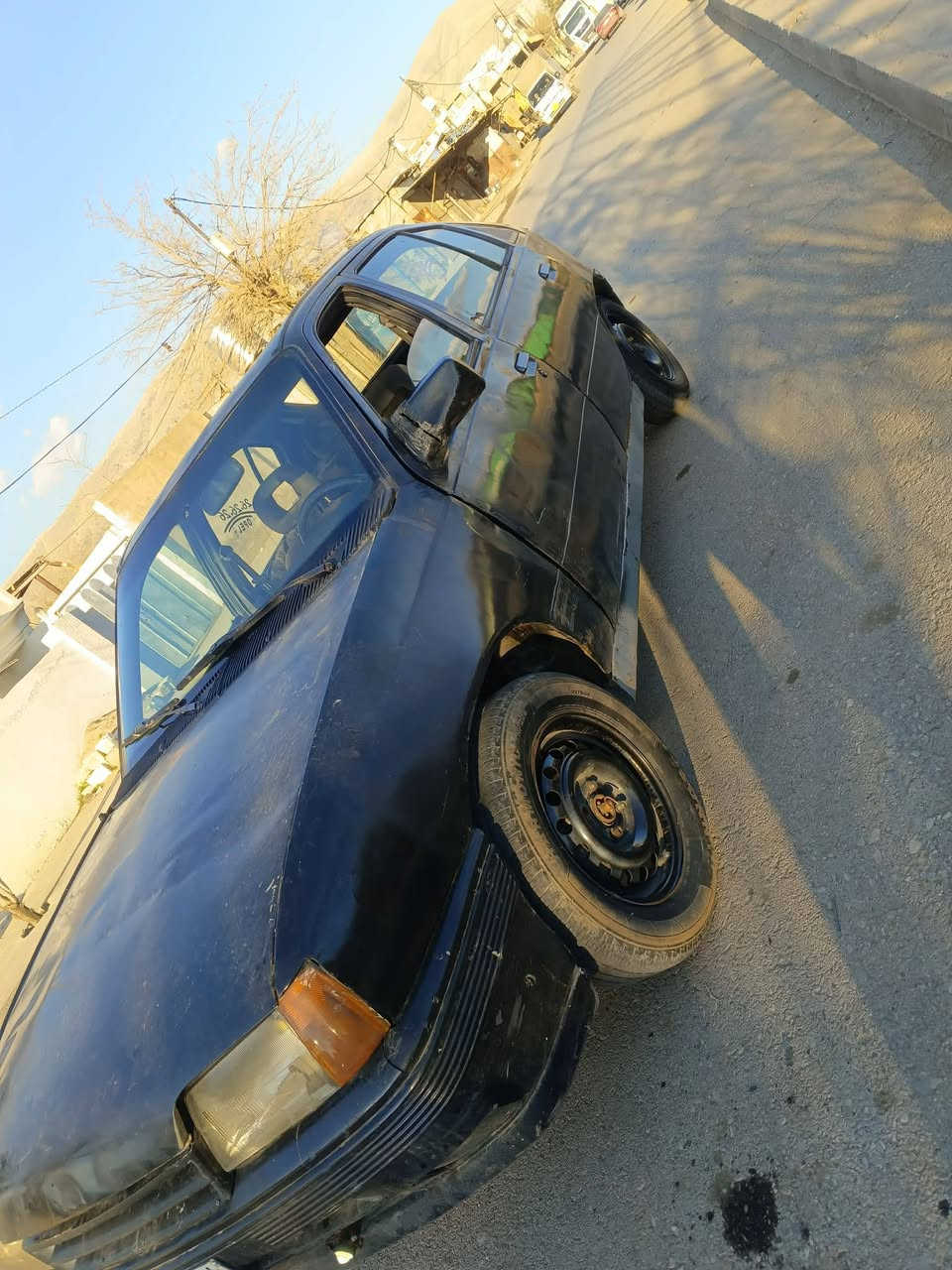 سەرەتا بەناوی خوای گەورە 
بۆ فرۆشتن ئۆپڵ کادێت مۆدێل 1991 مەکینە 16یە بەنزین هەر ناخوات ئاڕمی پلاستیکی سلێمانی تەنانەت غەرامەشی تیا نیە سەیارەکە تەنها داشبڵ و بەرگە دەرگای ناشرینە هەیکەلی خراپ نیە گێڕو مەکینەشی بەشەرتی فەحسی 100 فیتەر ماشاللە زۆر پاک و بەقەوەتە بێ مەسرەفە پاتری لۆکی لەسەرە 2 ڕۆژە گۆڕیومە، سەیارەکی نەرم و بێ تەقەو ڕەقەیە زۆر جایزە ماڵی فەقیرە

 سعرەکەشی بەلاش بە پارەی علوجێک 9 وەرەقەو نیو پارەی ئاڕم و مەکینەکەیەتی شوێن سلێمانی مشتەری تلفۆن بکە 
0772 253 2426
ئەدمین گیان ❤
