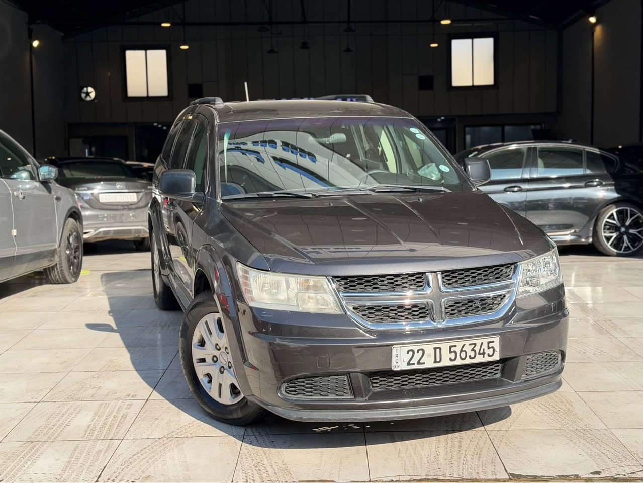 Dodge jorney 2017 
مواصفات امريكي 
بدون دواخل بدون ارباك 
٢ قطعة صبغ 
سيارة جديد جديد 
سنوية فحص هزة تخم تاير كلة جديد 
٤ سلندر 
محرك كير صدر كفالة 
130$
*********** وتس اب 
*********** أربيل, العراق
