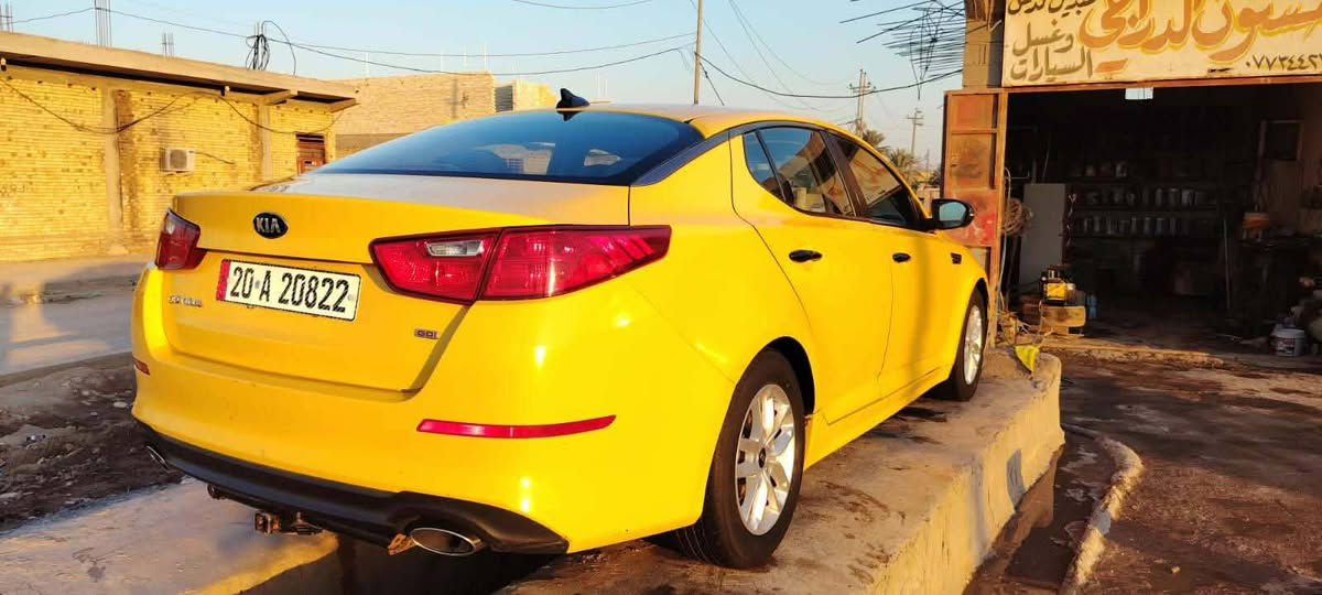 السلام عليكم اوبتما امريكي وارد كندي موديل ٢٠١٤ محرك ٢٤٠٠ جي دي اي رقم ديالى بأسمي تحويل مباشر حادثه باب الصدر تبديل بدون دواخل تخم تاير جديد حداديه جديده السعر ١٢٠ وبيهه مجال بسيط مكان السياره كوت مركز الاتصال ***********
