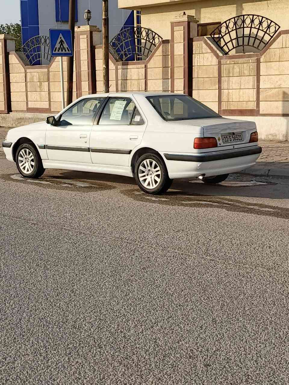 سلام عليكم
بيجو بارص مديل 22سياره حلوه وجديده ع وضع الشركه بيه جاملغ مبدل بدون داخل وبيه بلهلال الوره شويه معجون فقط سيااره رقم بغداد دولي حره باسمي وسياره كلشي شغال بيه تخم تاير وحداديه ومكينه وكير كله شركه 
مكان سياره ناصريه مركز اتصل وبيك خير ودلل ***********.سعر السياره 69وبيه مجال
