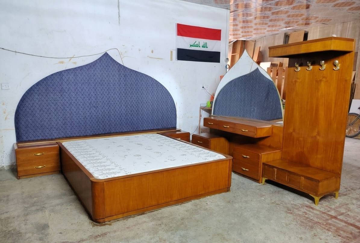 غرفة نوم ست أبواب صاج شغل شكر النجار اي عيب مابيهة غرفه جاهزه السعر 450 ويرهم مراوس والعنده يبيع اشتري الشراي يجي خاص اويتصل برقم ***********مكاني كركوك
