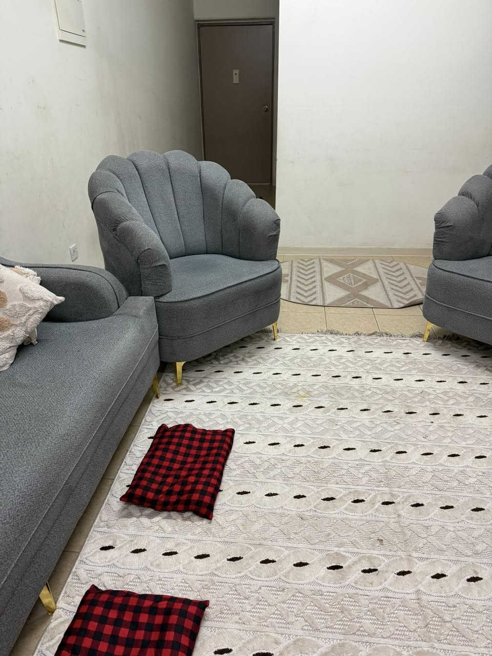 تخم جديد تفصال للبيع مستعجله ع بيعته السعر ب٥٥٠ وبي مجال


**إذا كنت صاحب هذا الإعلان وتريد حذفه لأي سبب، رجاءا أرسل رسالة إلى الدعم الفني**