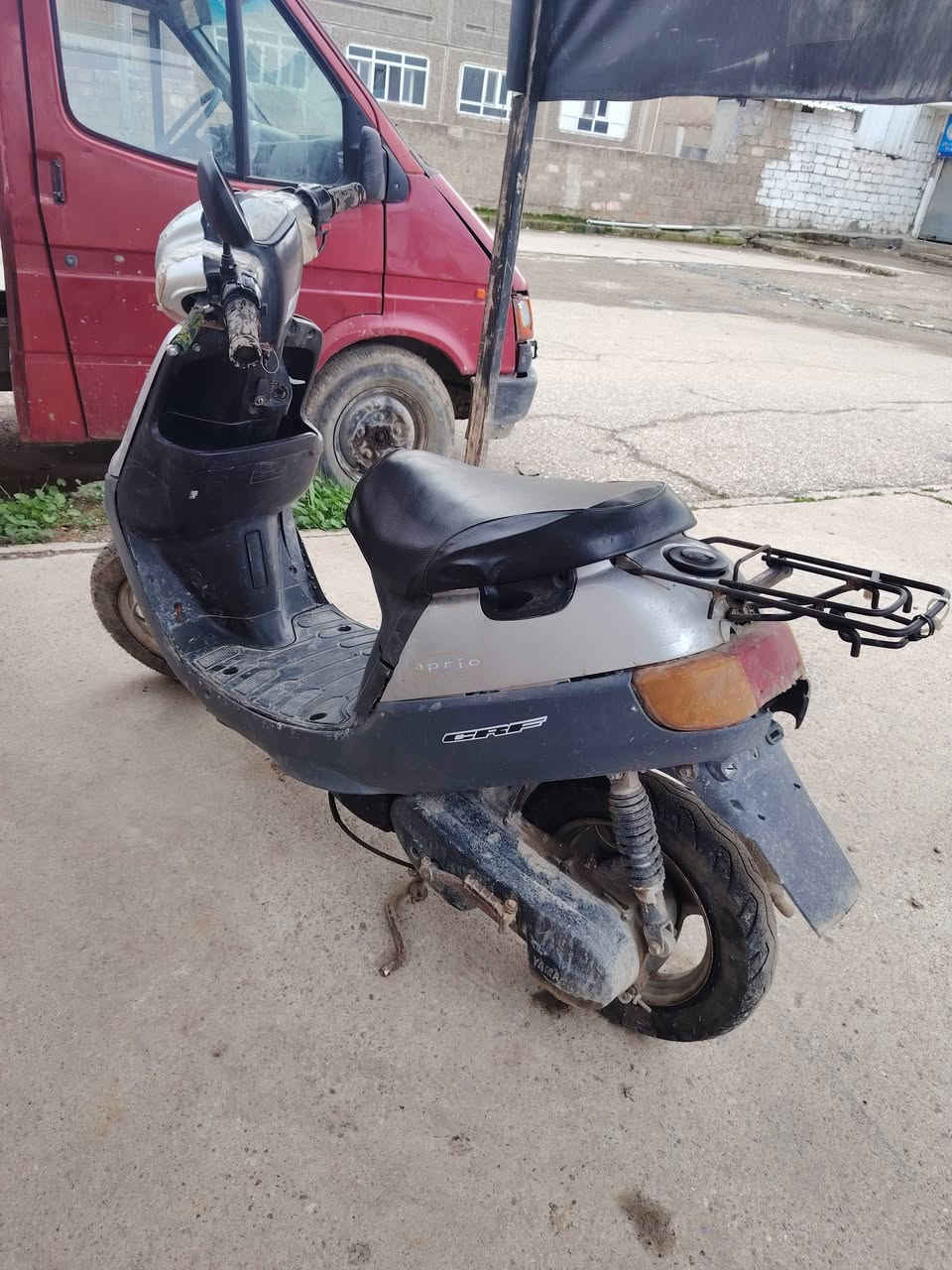 ماطور بوتين يامها نضيف شغال كله بس سلف يعوزه يشتغل هندر شاصي ملحوم بس دنكه ماعلي شي عنوان موصل الايسر سعر 150 ***********
