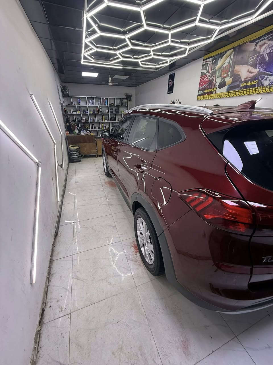 السلام عليكم للبيع او المراوس
توسان موديل2019 فئه sel  مواصفاتهه العاديه
رقمهه بغداد بأسمي مشروع وطني الجديد السياره 
ماشيه49الف حادثهه مبدل البنيد والجاملغ مصبوغ بدون كص السياره فقط تصليح اللغد الايسر والشاصي الايسر 
السياره جاهزه من كلشي مناقصهه برغي صدر تايرات كله جديد ادامه جديده 
مكانهه بغداد الزعفرانيه ***********
سعرهه 160وبيهه مجال
