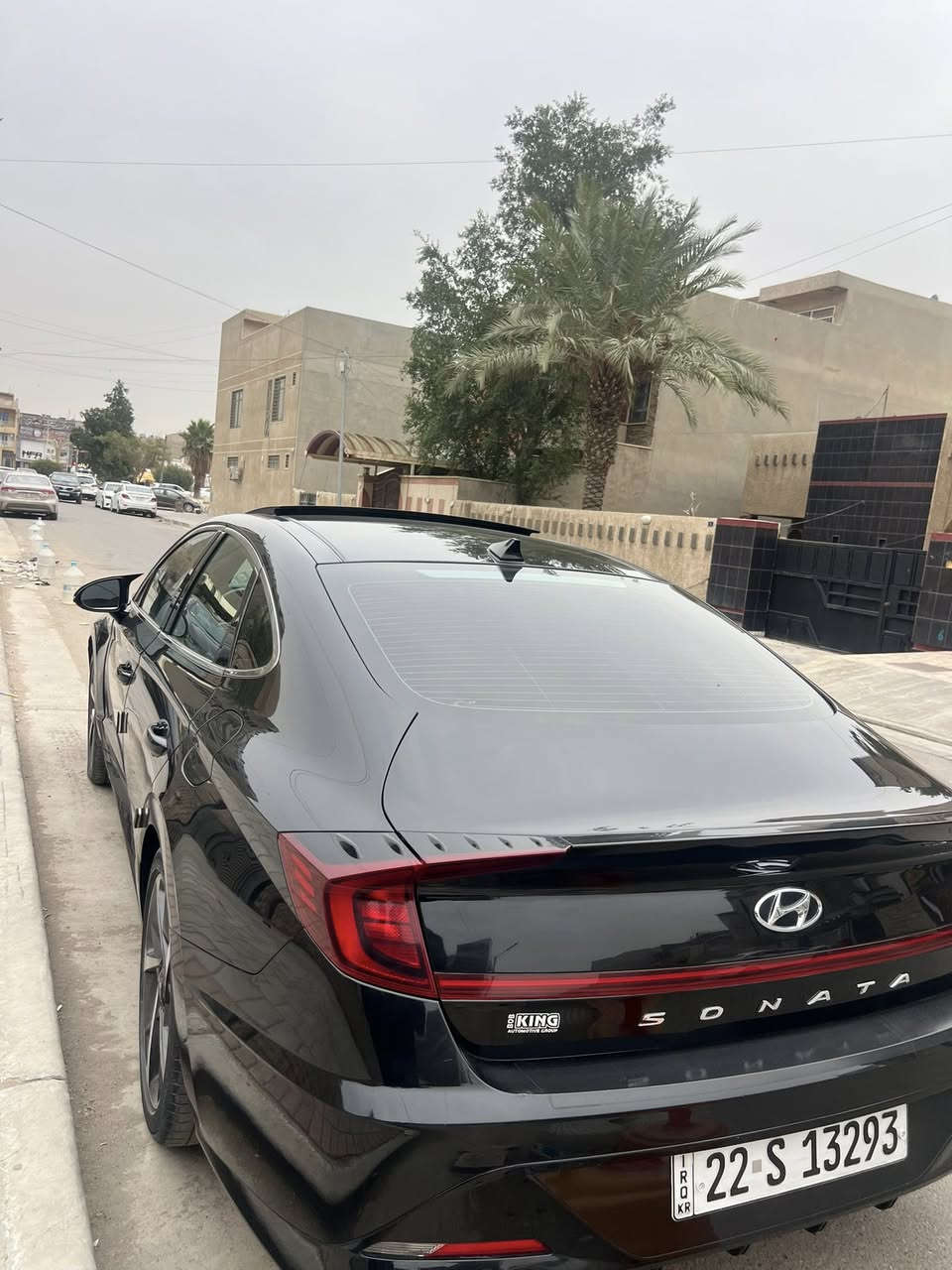 السلام عليكم
سوناتا 2022 فول مواصفات 1/1 
بنوراما 
بصمه 
دخول ذكي 
مكينه 1.6t
سماعات bosses 
حادثها جاملغ وباب 
سيارة كلش نظفيه لاشخوط ولا زلوغ صافيه
ماشيه 38 الف كيلو
رايدها 173 وبيه مجال 
***********7
