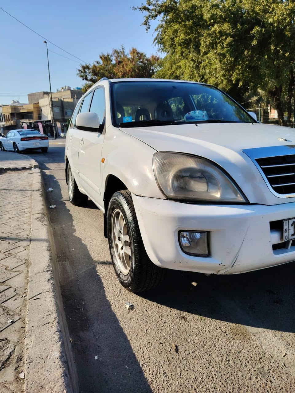 تيكو للبيع
موديل 2011 

السيارة مكفولة ما عدا الدعامية الأمامية مبدلة 

الكير ميكانيكي

دوشمة كشنات+ أرضية 

السيارة شوفت عينك نظيفة 

سنوية + هزة+ رقم انكليزي 
مشروع وطني 
قبل كم شهر كملتهة

السيارة مال بيت يعني ما متعوبة 

السعر 58 ورقة وبيهة مجال بسيط

السيارة بأسمي ثاني يوم التحويل

***********
