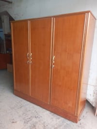 كنتور 3 أبواب • صاج مستعمل • ارتفاع مترين