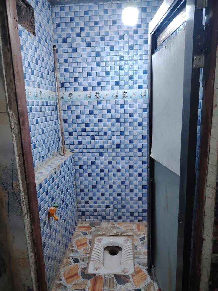 🏡 بيت للبيع

بيت للبيع بموقع ممتاز، " بأرقة مكان بالمكرمة ، منطقة13الف قرب مدرسة محمد باقر الصدر ،شارع10
🔹 المساحة: 100 متر

🔹 عدد الغرف: 3غرف

🔹   الطابق الاول /استقبال  ومطبخ وتواليت خارجي وداخلي وحمام ومكشوفه وغرفة

🔹 الطابق الثاني / غرفتين 

المنزل بحالة جيدة 
💰 السعر: 115( قابل للتفاوض)

📞 للتواصل والاستفسار:***********
 ⬇️⬇️⬇️⬇️ بعض من صور البيت
