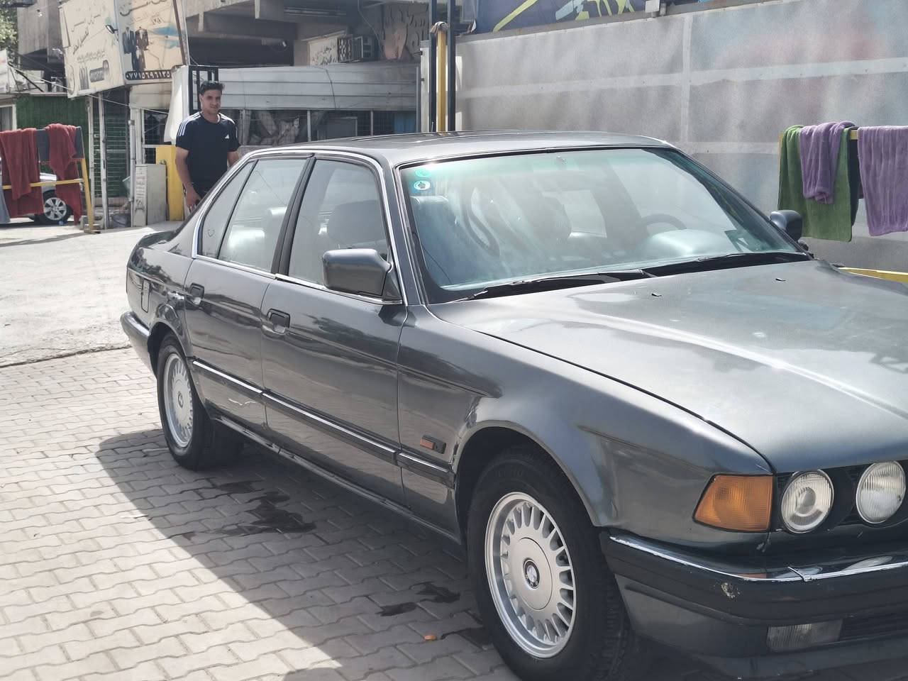 السلام عليكم
للبيع bmw735 موديل ٨٩ سياره نظيفه اي نقص مابيها دواخل نظيفه صدر جديد كير ومحرك كفاله سياره بسمي رقم بغداد سعر ٥٥ وبيها مجال 
الرقم ***********
 بغداد
