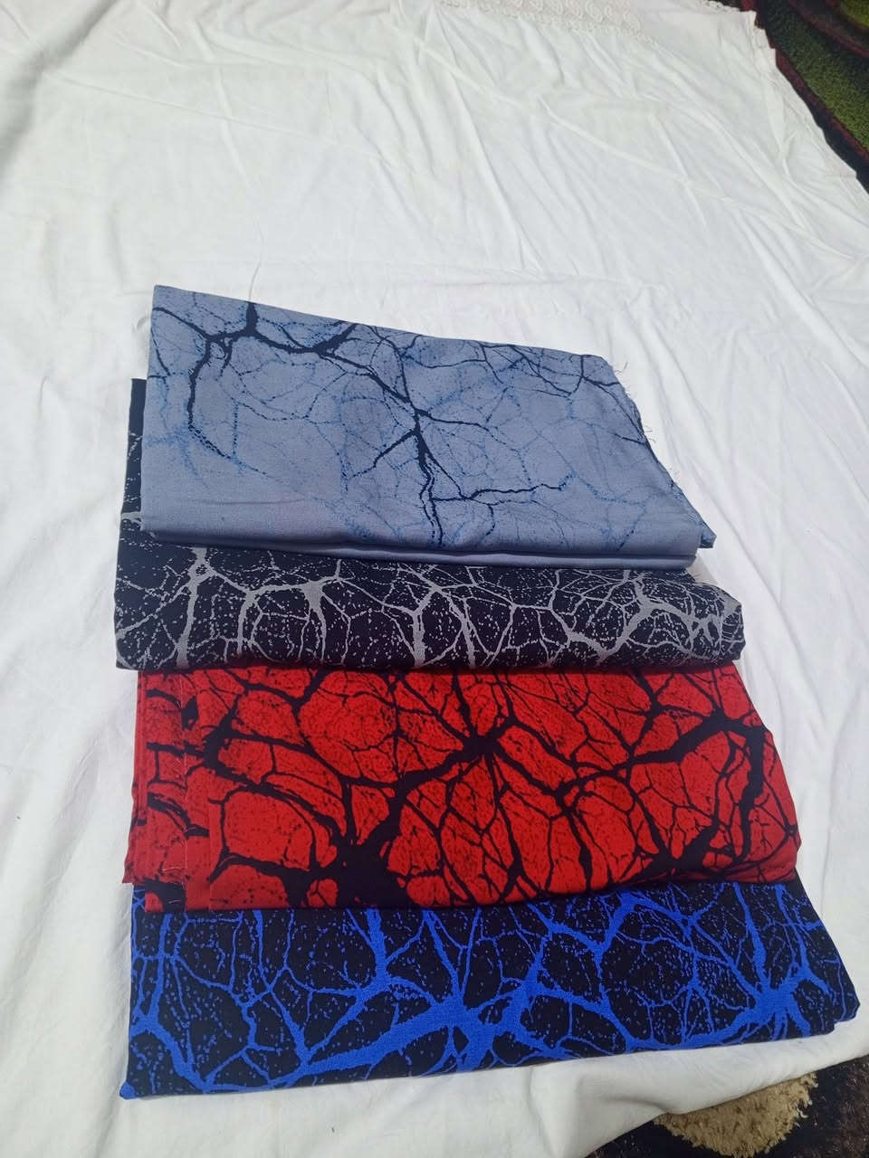 سلام عليكم بنات متوفر قطع قماش درجه اولى نوع القماش ايطالي دبل صبغه ومتوفر قماش للن مال فساتين مال دشاديش مال نفانيف اطفال كولشي يصير وبارد ثلج بصيف 
سعر القطعه ٦ توصيل متوفر داخل الحسينيه لحد الشعب متوفر خياط باسعار مناسبه  رفعو المنشور حبايب بصلاه على محمد وال محمد


**إذا كنت صاحب هذا الإعلان وتريد حذفه لأي سبب، رجاءا أرسل رسالة إلى الدعم الفني**