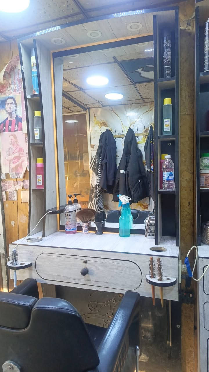 ميوزه مستعملة للبيع عدد 6 
سعر السيت 250 الف دينار
مكان الحسينية قرب مطعم الامير
مكلف بالنشر هاذ رقم صاحب الميوزه 
***********
