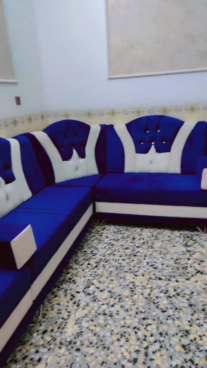 تخم حطاطه اللبيع نضيف حيل مثل ماموضح بالفيديو
خشب من جوء فايبر 9 مقاعد
زاويه مالته رف.   قياسه 7وربع متر
العنوان. بغداد اليوسفيه
سعر 675 وبي مجال
رقم الهاتف ***********
