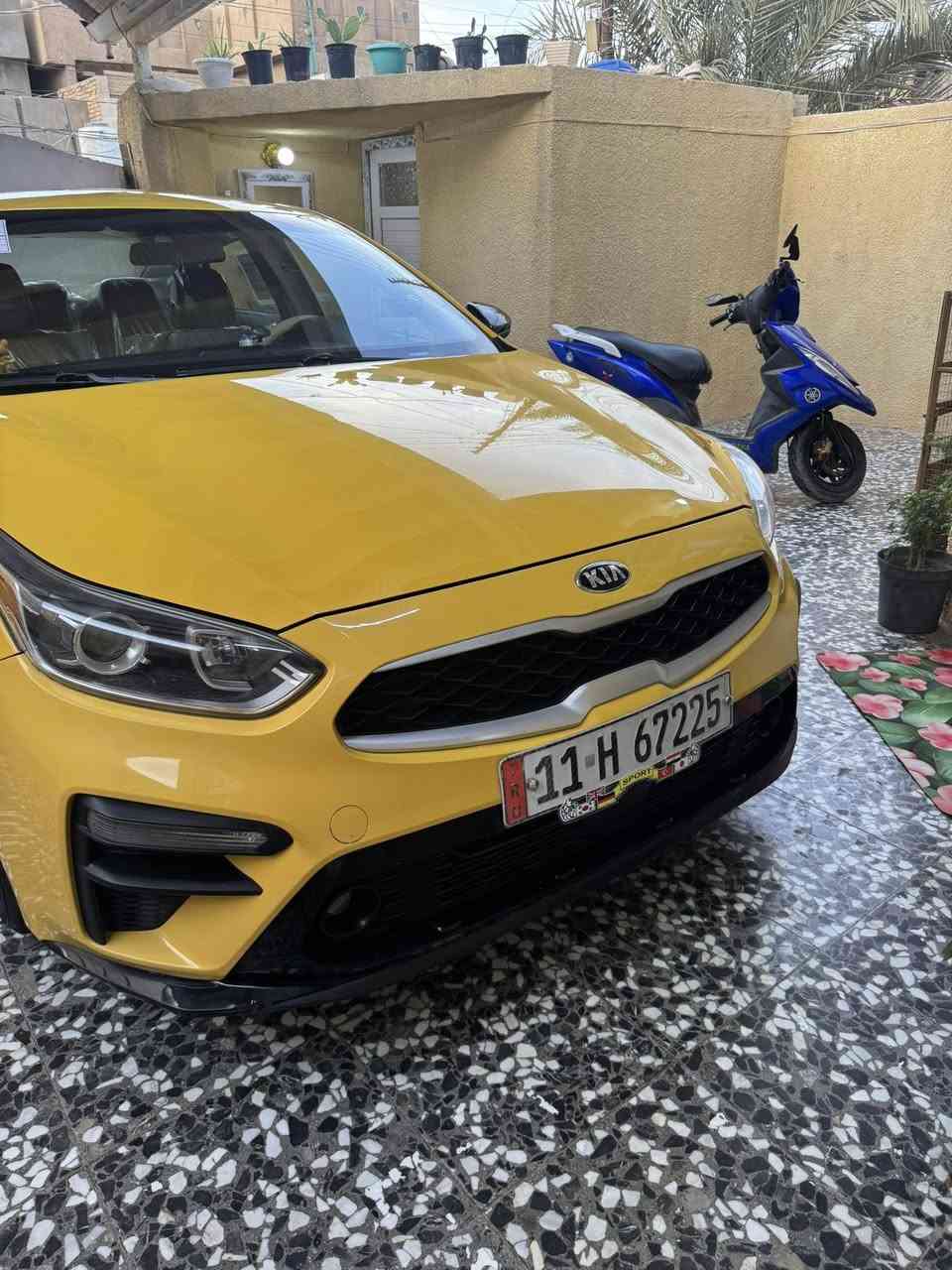 السلام عليكم 
كية فورتي موديل 2019 السيارة وارد امريكي الحادث بسيط بدون تبديل اي قطعة بدون دواخل الصور موجوده بالمنشور السيارة مكفولة من كير محرك تبريد كله على وضع الشركة ماشية 115 استخدام شخصي ممشتغلة تكسي ابد مكاني شهداء العبيدي ***********

