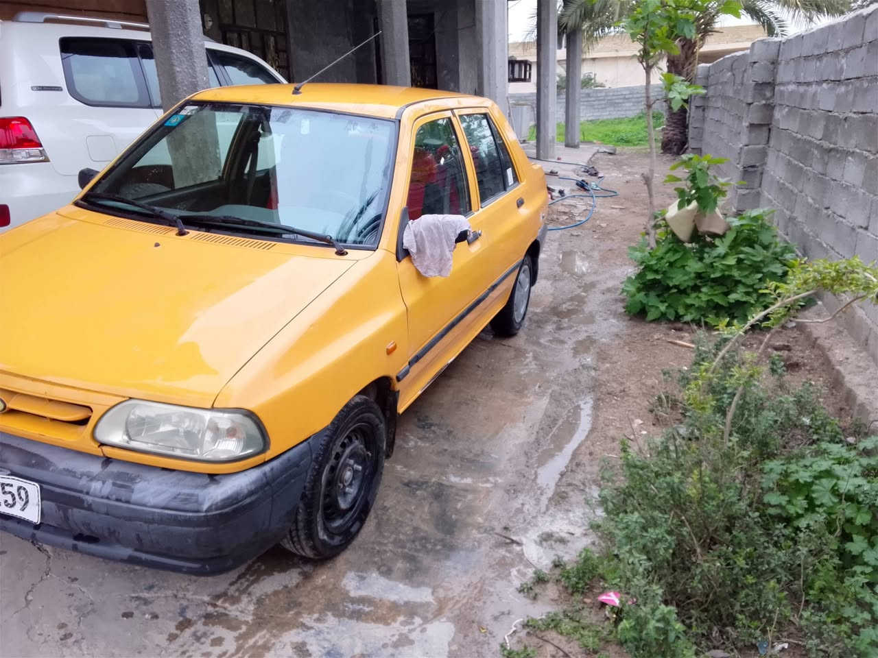 سلام عليكم سيارة سايبا للبيع موديل 2017مكفولة رقم بغداد دولي مكاني بغداد ***********
