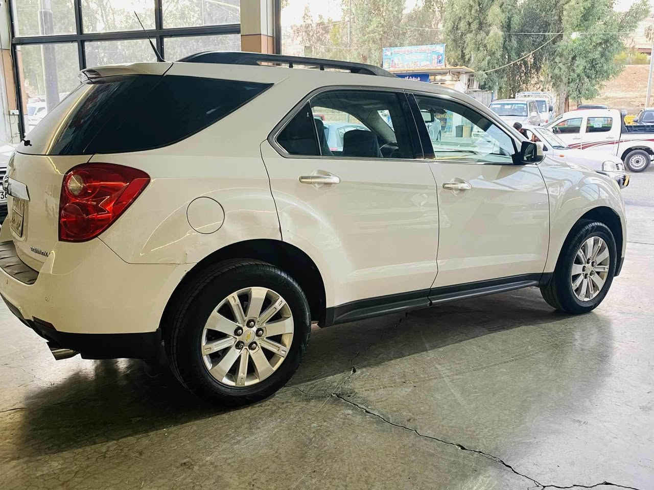 شۆفرلێت ئیکۆنیکس 2010 شەش پستن
دەبڵ ئەکسل ، سلاید کارەبا
فول فول مواسەفاتە 
گێڕتۆماتیک وگێڕعادی،
کوشین جلد و کوشین کارەبا
95هەزار ڕۆیشتوە گێڕومەکینەی نەکراوەتەوە
هەشت ئێڕباگ، ABS، تەبرید مەرکەزی
سەنەوی بەسەرچوە ژینگەی دراوە
هەمووگیانی بەشەرتە لۆک لۆکە
گێڕومەکینەو تەبرید و توندوتۆڵی بەشەرت
بێ مەسرەفە ماڵی دۆستە زۆر جوانە
یەک پارچەی پەمە لێدانی نیە
سعری 95 وەرەقە کمیک مجال
لەکۆ یە دادەنیشم 
***********
*********** كويسينجاك, أربيل
