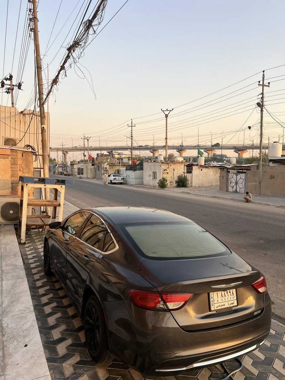 كلايسلر c200 موديل ١٦ مكينه 2400 رقم بصره حرة سنوية للـ٢٩ بيها بابين فقط صبغ وتعديل بدون ايرباك ودواخل الباقي كفاله مكينه كير كفاله تحويل مباشر ثاني يوم تخم تاير جديد قبل يومين شاد العنوان البصره حي المدراء تواصل على الرقم 
***********
