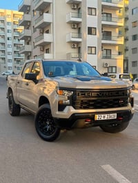 سلفرادو 2022 مواصفات TRAIL Boos  Z71 لون بيجي صحراوي مميز جدا بهذا الم...