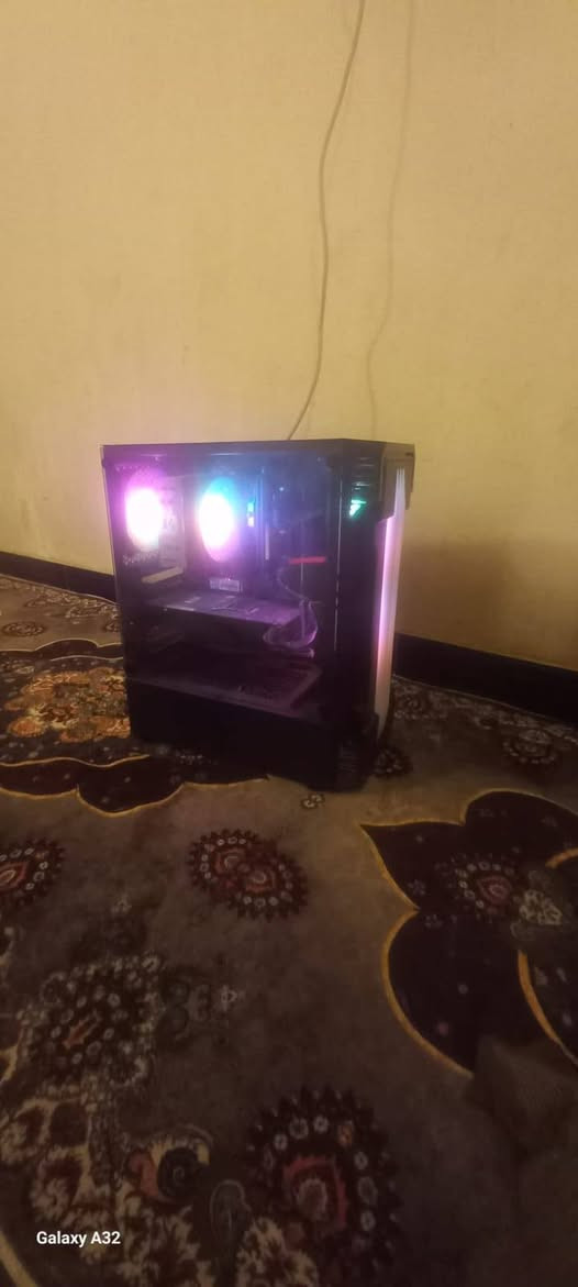 مواصفات الحاسوب pcspecs 
المعالج. CpU ) R7, 2700) 
نوع المعالج    AMD.  Ryzn. 2700. 
هوه معالج صالح للألعاب والمهام 

الذاكره العشوائيه 16gb جيجابايت 

الهاردسك الميكانيكي      HDD       1tb
ذاكرة الشاشه  1060   6gb 
بنسخة 6جيجا بايت كارت اقتصادي 

دقة الكارت   1080p


**إذا كنت صاحب هذا الإعلان وتريد حذفه لأي سبب، رجاءا أرسل رسالة إلى الدعم الفني**