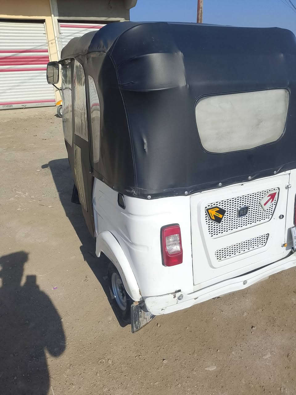 سلام عليكم تكتك موديل 22تكتك خير من الله مرقمه تحويل ثاني يوم تكتك الف دينار مذب عليهة كفاله شرط محرك مامفتوح مكان ديالى بعقوبة السعر 8100بيهة مجال الشراي مو شراي لا تتصل وجان تصال ***********
