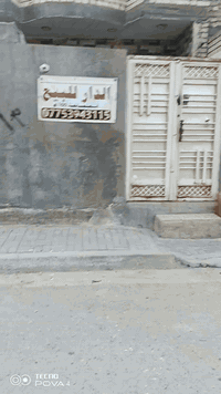 بيت للبيع 100متر حي الكوفه الجديده
مقابل 
البنزين خانه  مال علاوي لاسمر  اول فرع 
السعر 93وبيها مجال 
قاط واحد  
البيت مابي اي نقص بس المحجر مال درج. فقط

***********
