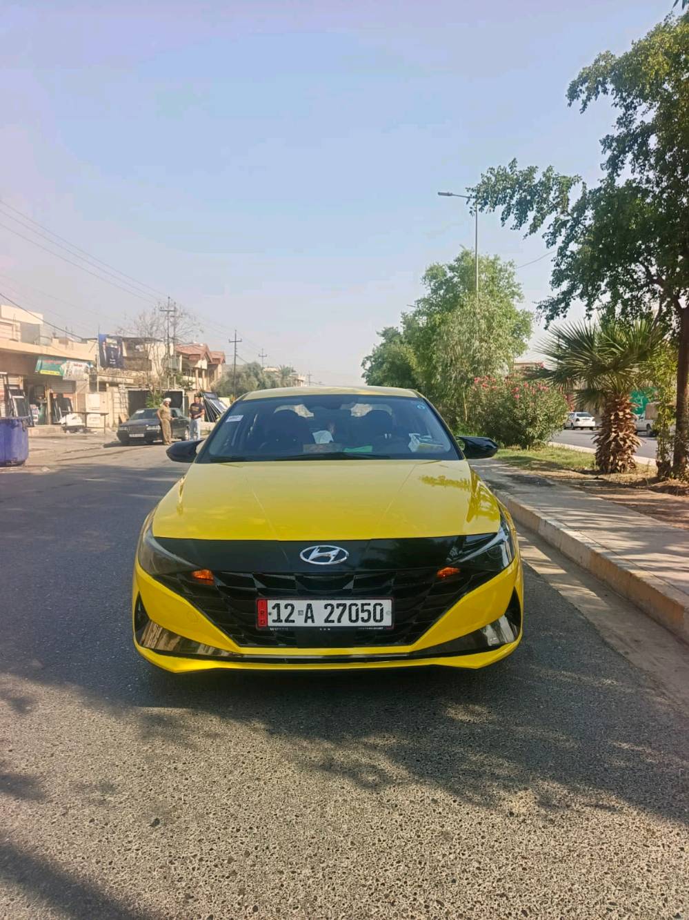 افانتي ٢٠٢١
فول عدل الفتحه 
سياره جاهز 
مكينه وكير شرط طخم تاير ضررها تبديل باب اصلي سياره بسمي اني الشرعي 
مكاني  الموصل جانب الايمن 