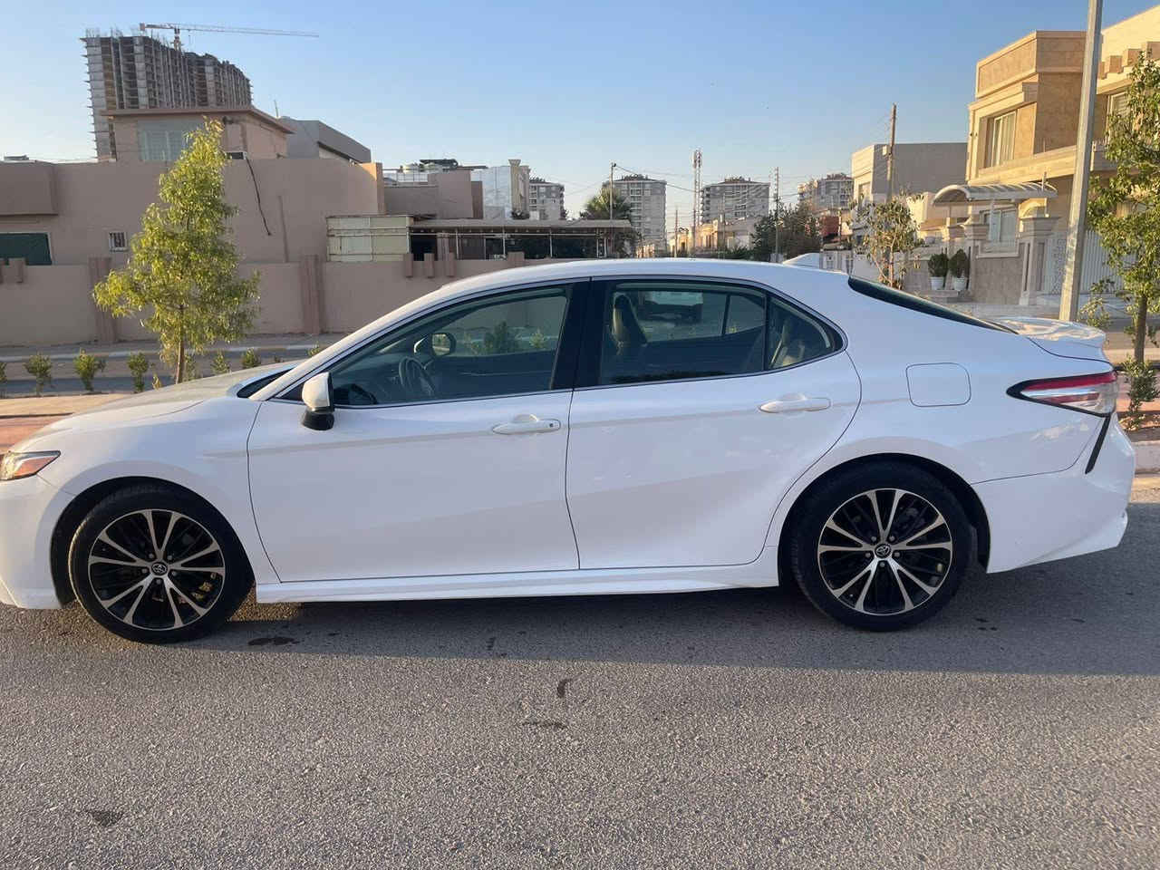 كامري se 2020 رقم اربيل بأسمي
صور الضرر بالمنشور بيها جاملغ خلفي وصندوق 
ماشيه 59 الف 
السعر 190
مكان تكريت
***********
