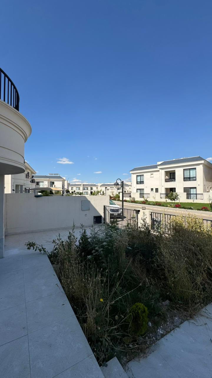 ***********
ماس هيلس -
320م
1200$

