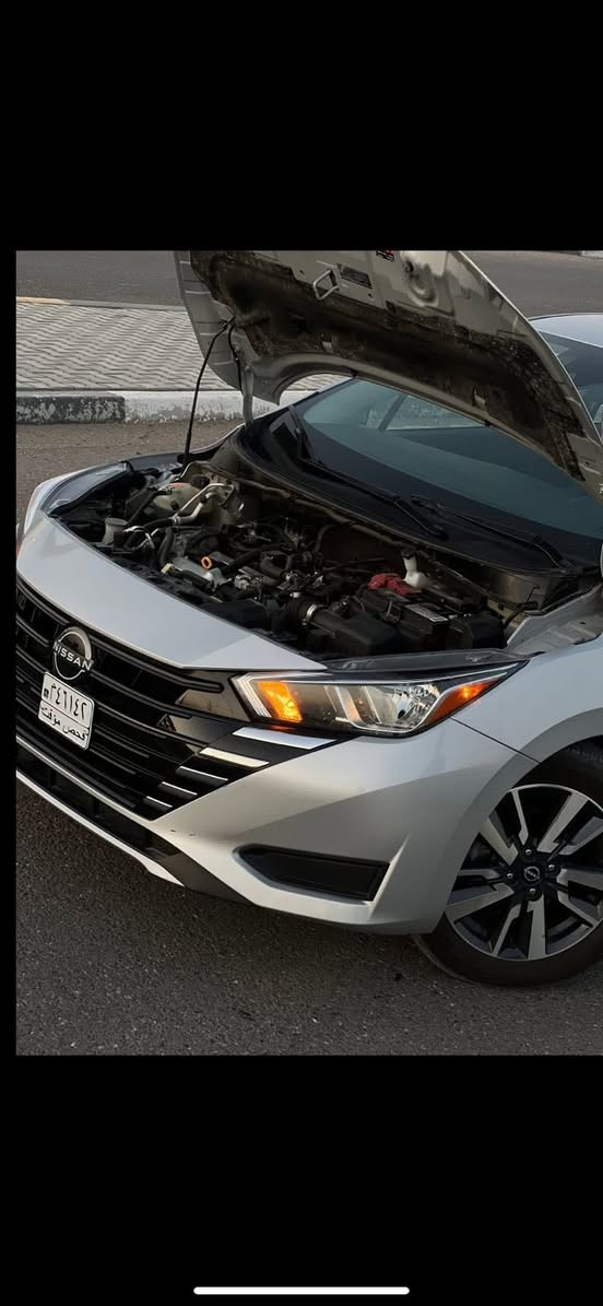 للبيع
مرقم كاملة السيارة 
ملاحضة: تحويل ثاني يوم 
رقم الستفسار:***********

 NISSAN VERSA SV 2023 🔥🔥 وارد امريكي 

ملاحظة : السيارة كفالة عامة برغي ما مفتوح بيها  🔥✅

اكفلك السيارة من ( حادث✅- شاصي✅ - لغد✅- بدي✅ - كير✅ - مكينة✅- كهربائيات✅ - ايرباكات✅ )

السيارة تقرير مياه امطار 💧💧 للدوسة شرط شغالة من امريكا كهربائيات ومحرك ابيعلك شرط الفحص ✅

محرك : 1600cc 4 سلندر🔥

المواصفات :

شاشة 📺 
كامرة خلفية 📷
حساسات خلفية ✅
رادار امامي✅
رادار خلفي✅
نقط عمياء بالمري⚠️
توقف ذاتي🛑
بصمة✅✅
منافذ شحن🔋
شاشة دجتل ✅

وباقي المواصفات المعروفة بال SV تعتبر فول مواصفات 🔥

مكان السيارة // البصرة //
