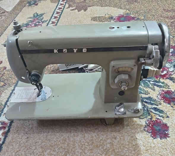 هلو بنات عندي مكائن عدد 2 للبيع يحتاجن تصليح سعر الوحدة 50 ألف اللي تحب تشتري تدخل على الخاص للاستفسار الاتصال على الرقم ***********........
