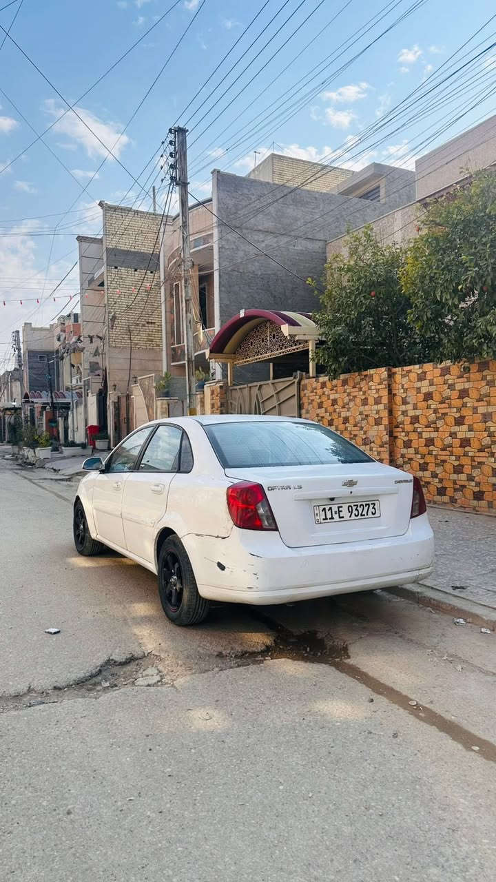 اوبترا 2012 مال شركة
محرك كير نظيف جداً
تبريد ثلج
كشر شوية تعبان
شاشة كبيرة
المكان البنوك 
السعر 72
هاتف ***********
