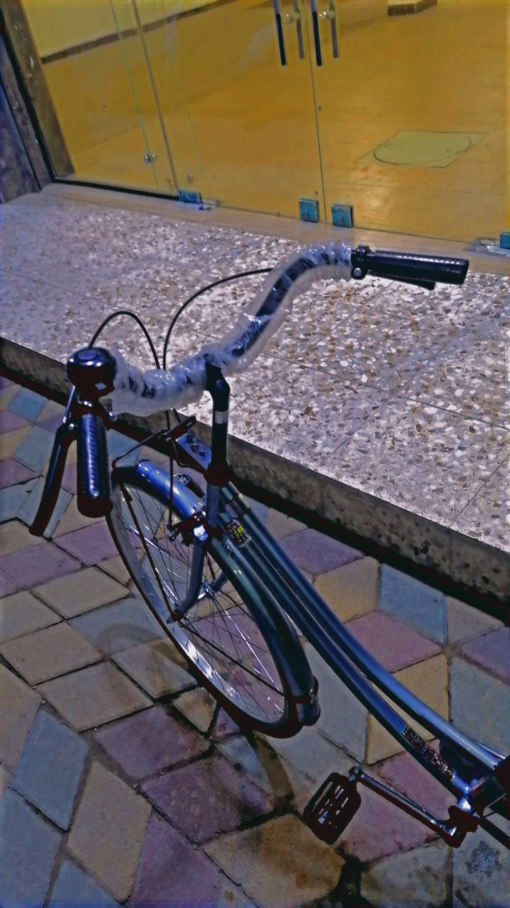 بايسكل ياباني حجم 26 بعده جديد الله يشهد اخذته قبل  سبوعين بس عتازيت واريد ابيعه شخط مابي والله السعر 110 وبي مجال للتواصل ***********